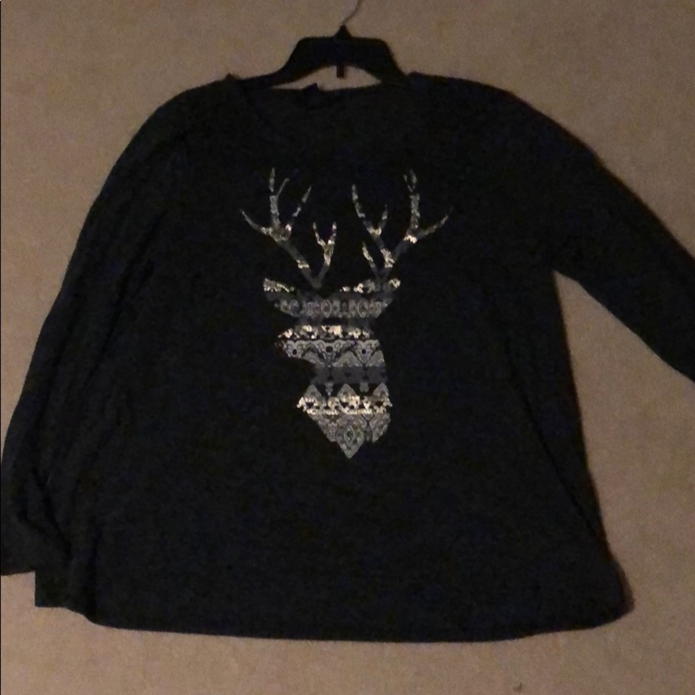 Long sleeved shirt